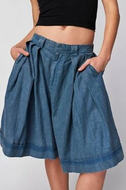 FREE PEOPLE What It's Worth Pleated Shorts -Free Vibe Shop free people Blue Mirage What Its Worth Pleated Shorts 2