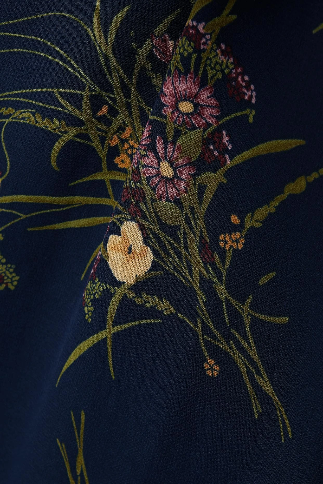 Luciana Lace-up Floral-print Crepe Midi Dress 6 Luciana Lace-up Floral-print Crepe Midi Dress - Image 4