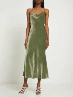 Free Vibe Shop -Free Vibe Shop reformation Green Salamanca Velvet Midi Dress 1
